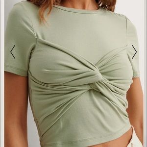 Green twist front top